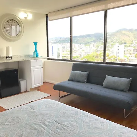 Modern Waikiki Sleek Studio-2